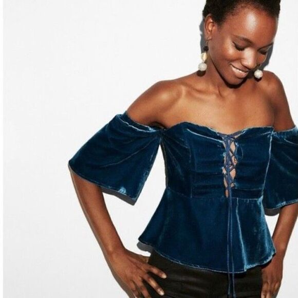 Express Blue Velvet Off The Shoulder Lace Up Peplum Top NWT Size 2 Extra Small - Picture 1 of 6